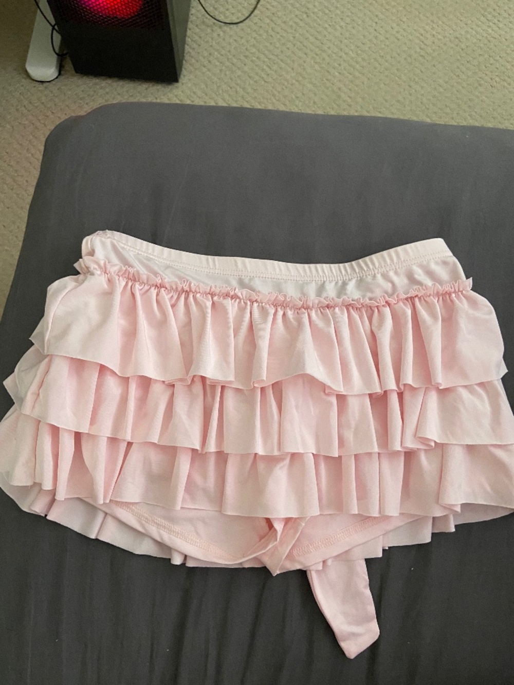 Pink mini skirt with bow on the back MEDIUM sugarandvapour